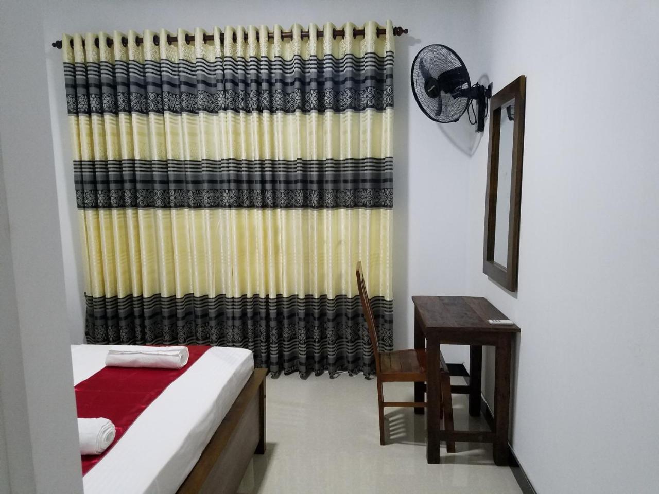 دامبولا Yashumi Homestay المظهر الخارجي الصورة