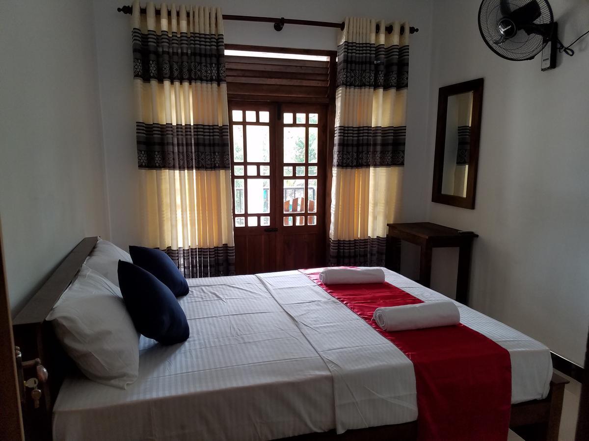 دامبولا Yashumi Homestay المظهر الخارجي الصورة
