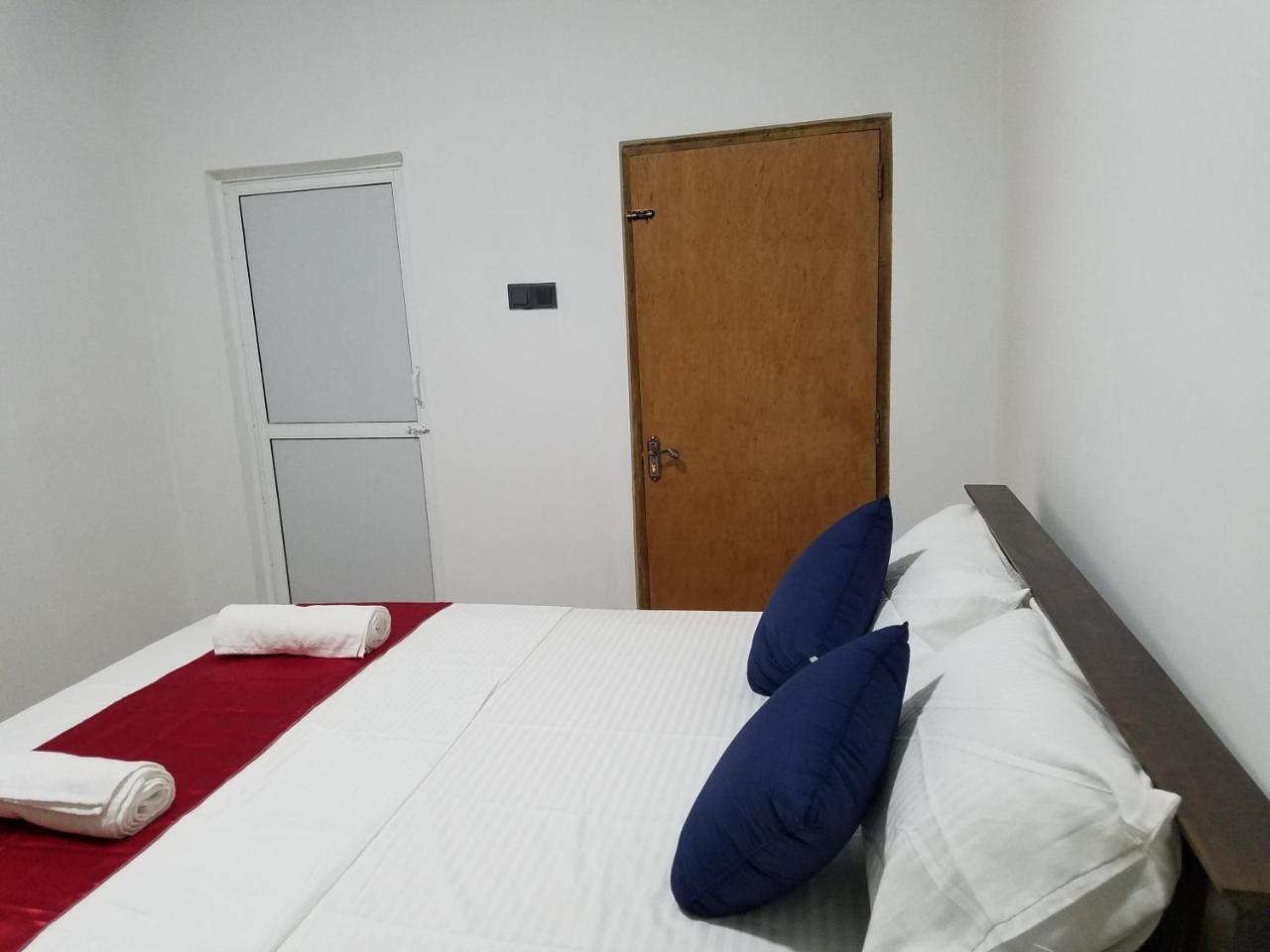 دامبولا Yashumi Homestay المظهر الخارجي الصورة