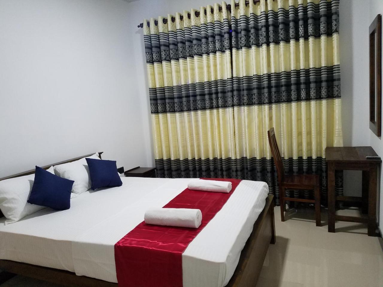 دامبولا Yashumi Homestay المظهر الخارجي الصورة