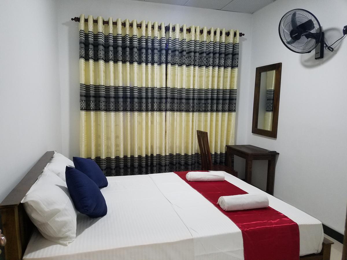 دامبولا Yashumi Homestay المظهر الخارجي الصورة